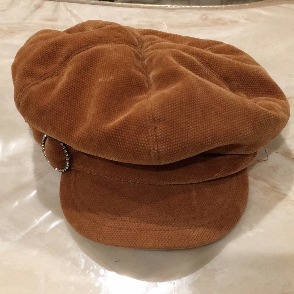 Beautiful cap🧡